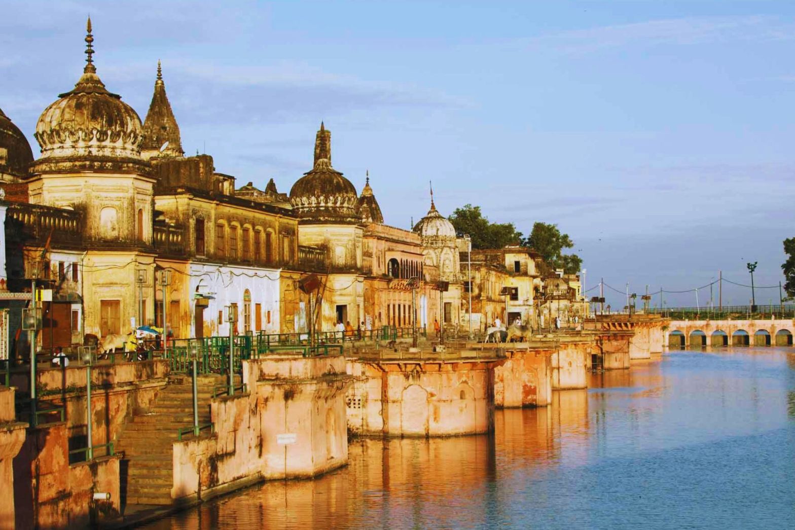 One Day Lucknow to Ayodhya Trip by Cab