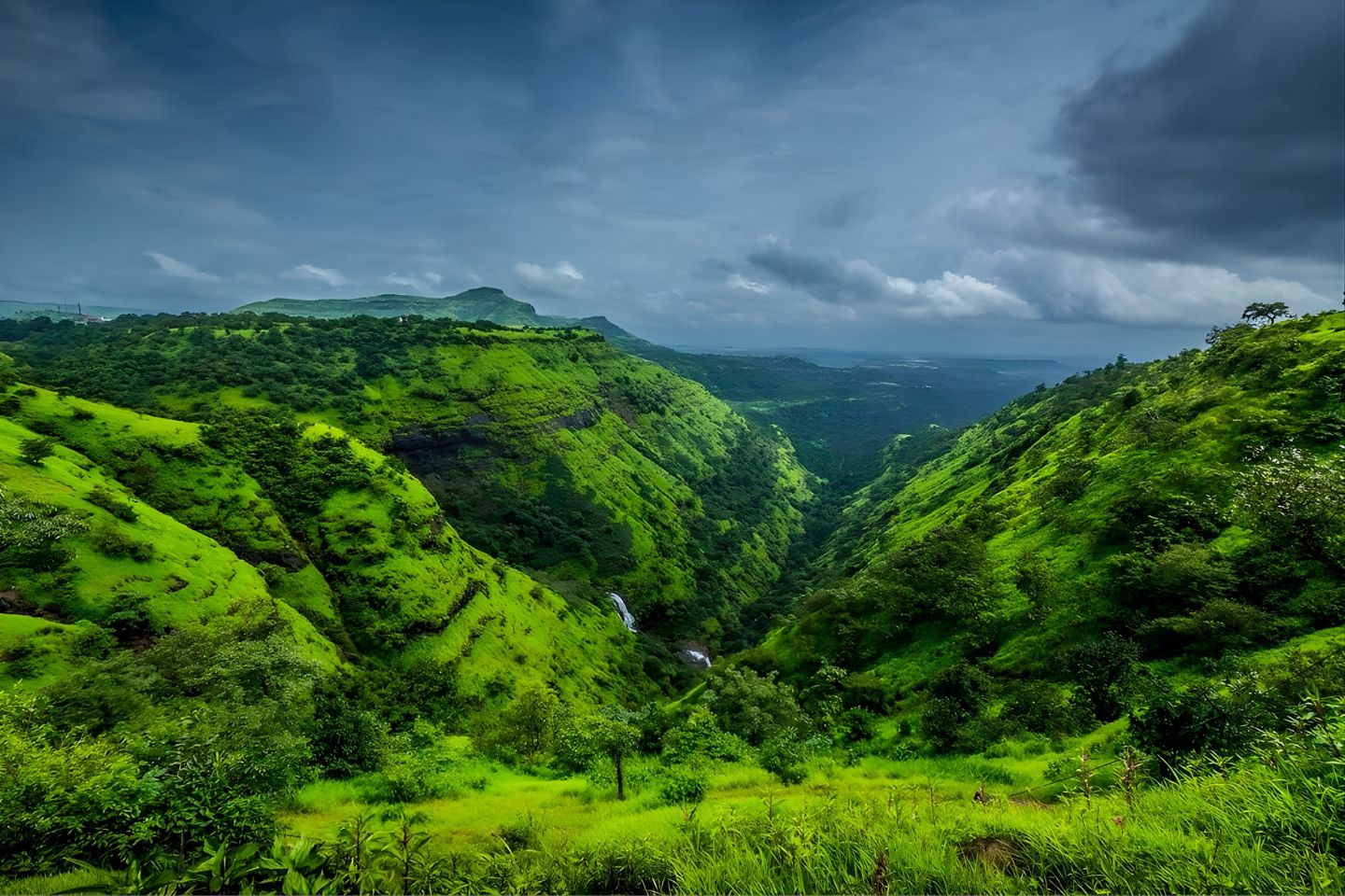 One Day Mumbai to Kasara Trip by Cab