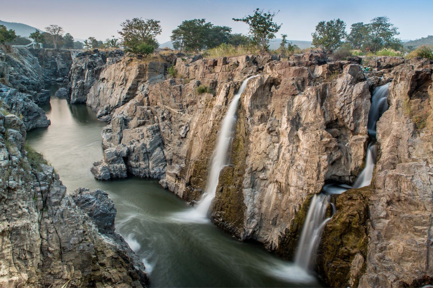 One Day Mysore to Hogenakkal Waterfalls Tour by Cab