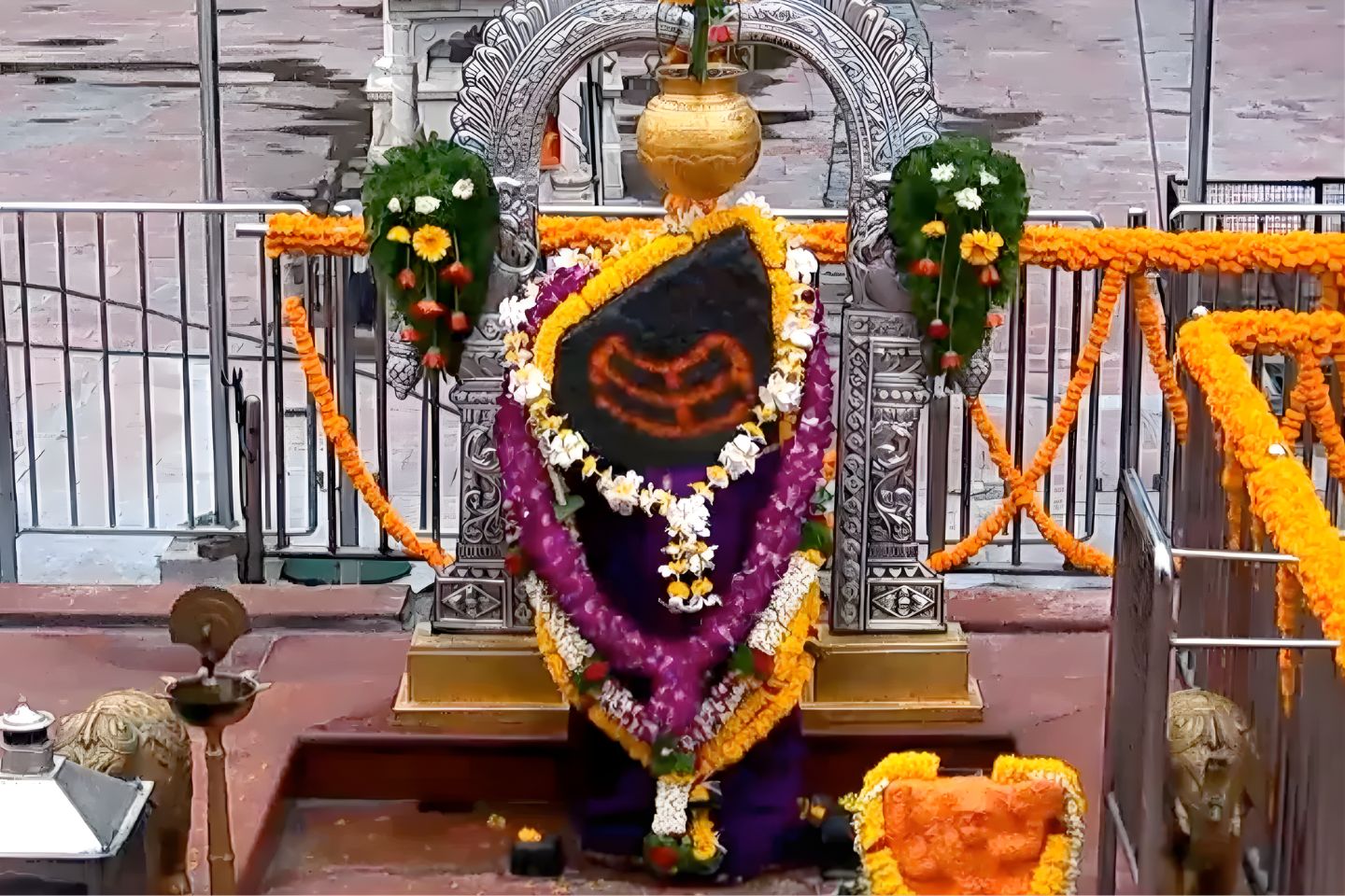 1 Day Shirdi to Shani Shingnapur Trip by Car